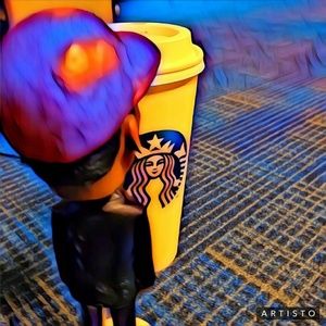 Meet your Posher, Randall